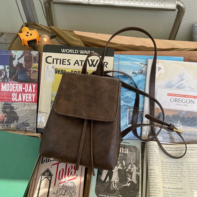 Brown shoulder bag, women's spring and summer new style, simple and artistic versatile shoulder bag_voghion.com