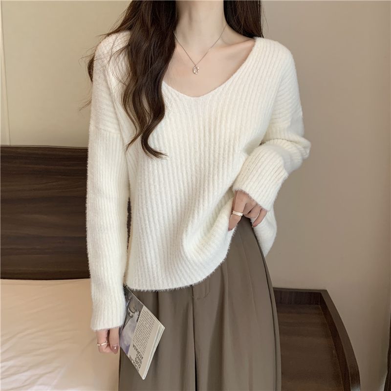 Suéter feminino verde de veludo com decote em V, estilo solto e descontraído, camisa de base macia e quente, outono e inverno, estilo Hong Kong_voghion.com
