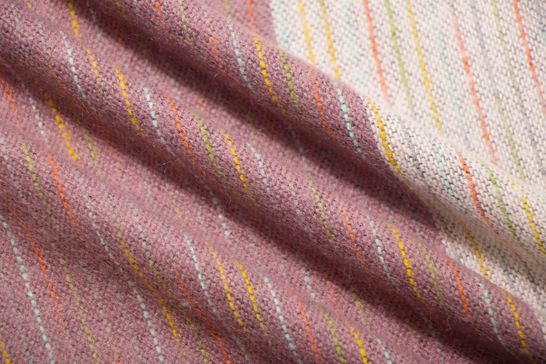Sciarpe da donna nuovo stile triangolo ago grande sovrapposizione a righe scialle con fessura tintura segmento imitazione cashmere mantello da donna grande scialle_voghion.com