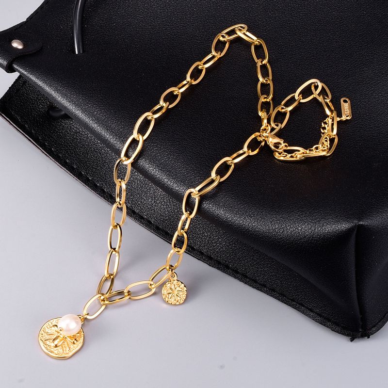 Collana L51 in oro e perle con catena spessa a forma di piccola ape, per donna, con design corto, versione coreana, trendy e cool._voghion.com