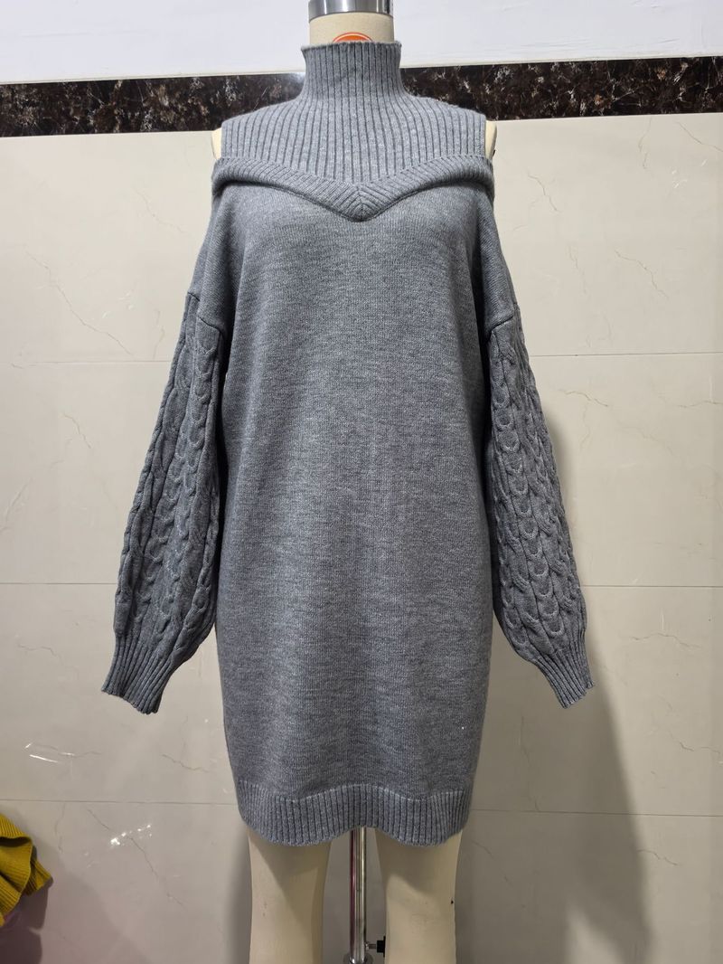 Oversize-Pulloverkleid aus grobem Strick – Halbrollkragenkleid mit Schulterdetail und langen Ärmeln_voghion.com