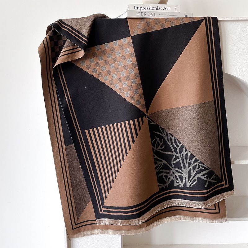 New autumn and winter 2024 cashmere scarf style sub texture contrasting double-sided personalized high-end_voghion.com