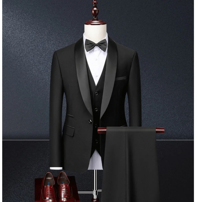 Nye Grooms mænd Mænd Bryllupsdragter Sjal Lapel Groom Tuxedos_voghion.com