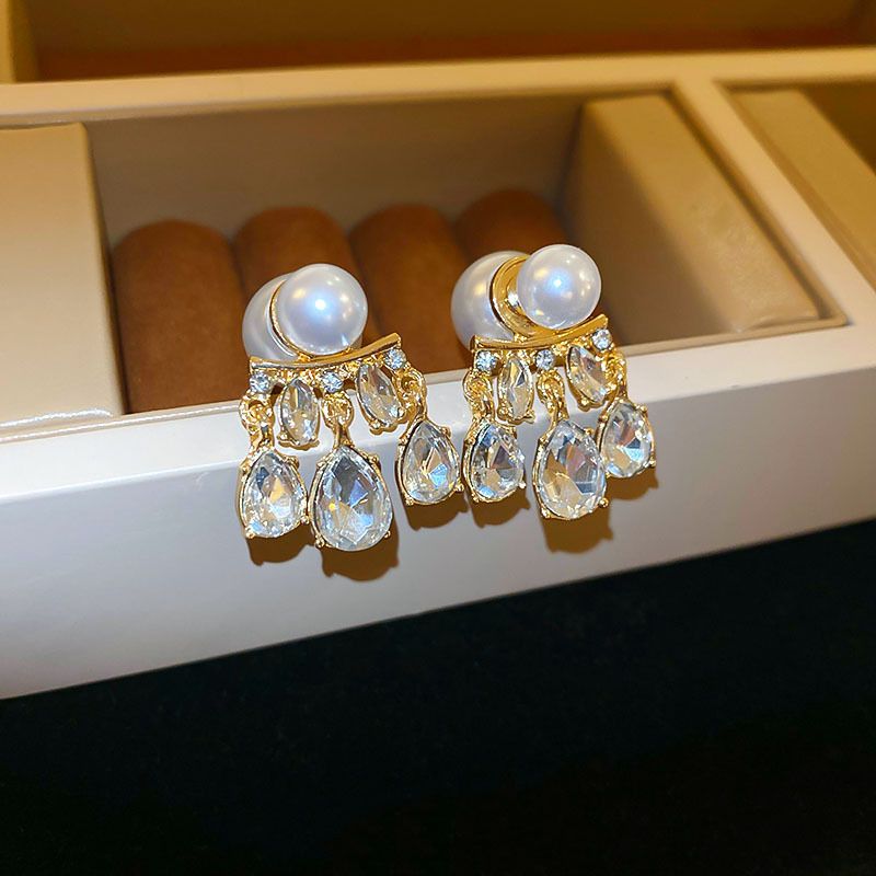 Orecchini a forma di fiore con perle d'acqua dolce, placcati in oro vero, in argento e con ago, alla moda e di alta qualità, luce francese di lusso_voghion.com