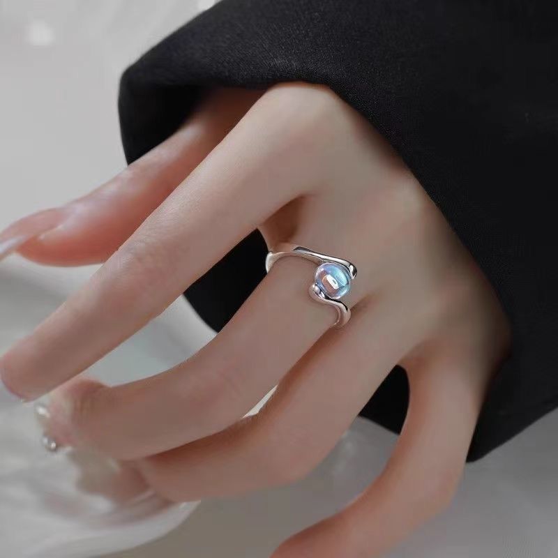 Ovaler Mondstein für Frauen, Ins Nischendesign, High-End-Feeling, verstellbarer offener Ring, leichter Luxus-Mode-Schwanzring_voghion.com