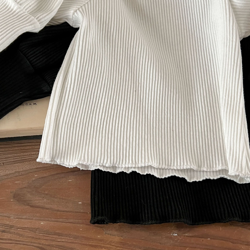 Mother&Kids Girls' turtleneck puffy sleeve base shirt + cartoon suspender skirt set Instagram baby two-piece fashion set_voghion.com