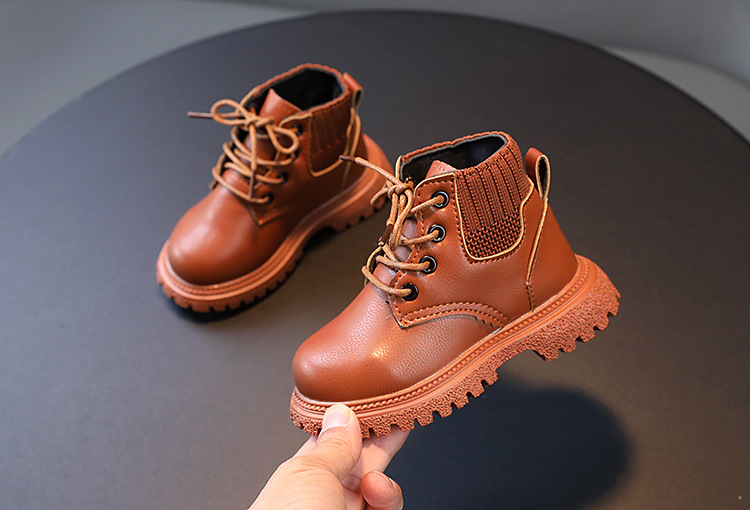Kinderschoenen Effen enkellaarsjes voor jongens Mode Martens-laarzen met wollen bovenkant voor meisjes Laarzen met zachte zolen Leren laarzen met enkele laars_voghion.com