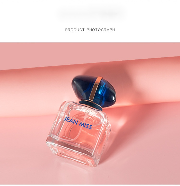 Xiaocheng Yixiang Nový produkt Vysoce chladivý autoparfém pro ženy Trvalá čistota Nový přírodní férová cena 50ml_voghion.com