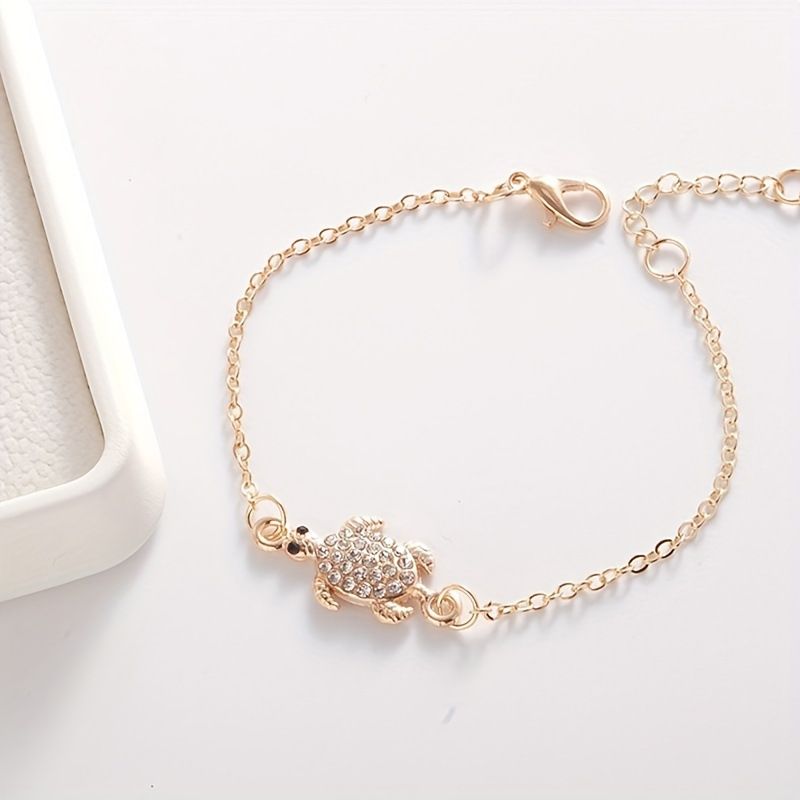 Farbbeständiges Armband im koreanischen Stil mit Kleeblatt-Schlüsselanhänger in Form einer Acht für Frauen, schlichter Modeschmuck, Persönlichkeit_voghion.com