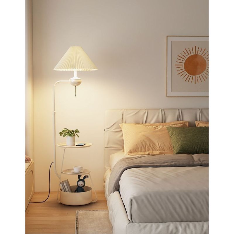 Divano da pavimento per soggiorno, crema, portaoggetti, caffè integrato, lampada da camera da letto, comodino, ricarica verticale wireless_voghion.com