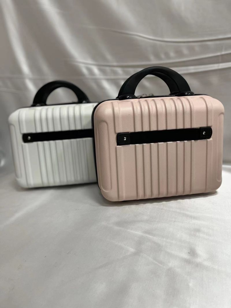 Zahraniční obchod Kufr na vozík Velká kapacita Velkoobchod Ultra lehký zip Nástupní zavazadla 14 palců 20 palců 24 palců 28 kufr_voghion.com