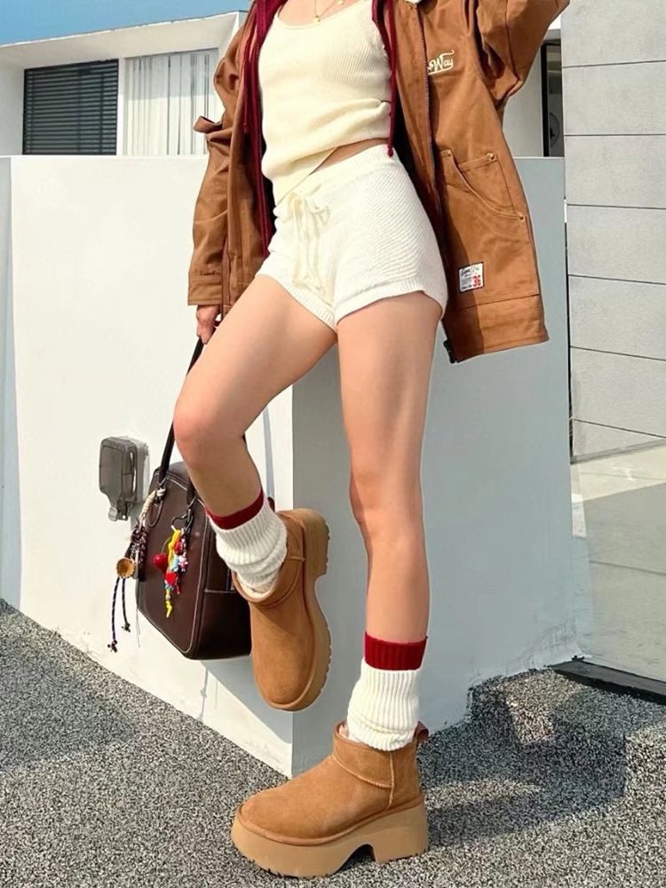 Bottes d'hiver tendance pour femmes avec doublure en fausse fourrure, semelles en caoutchouc antidérapantes, bout rond et boucle, chaussures décontractées à plateforme épaisse pour un usage quotidien._voghion.com