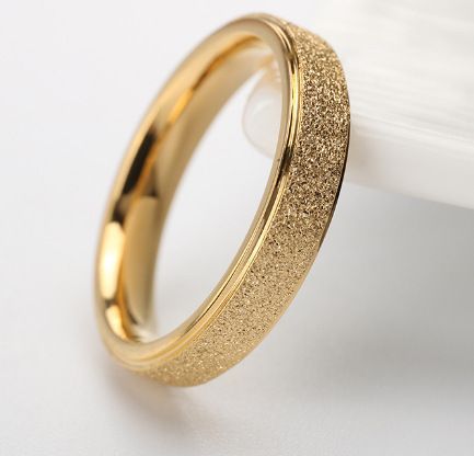 Acciaio al titanio resistente allo sbiadimento per il design di nicchia Instagram femminile, anello per indice semplice, anello di coppia fresco e personalizzato_voghion.com