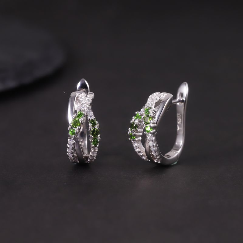 Orecchini di design di nicchia con diopside naturale, argento sterling S925, intarsi di calcedonio verde e granato con pietre preziose colorate_voghion.com