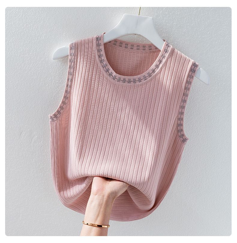Damenbekleidung Eisseiden-Camisole-Weste für Damen, weißes Unterhemd, lockere helle Seide, modisches Design-Oberteil für den Sommer_voghion.com
