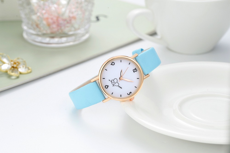 Neue süße One Arrow Heart Piercing Paar Student Watch, beliebte weibliche Netizens, heißer Verkauf mit Waren, einfach und_voghion.com