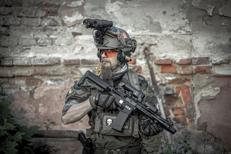 FAST PJ American Tactical Helmet - Ideal for Parachuting, Field Combat, Outdoor Cycling_voghion.com