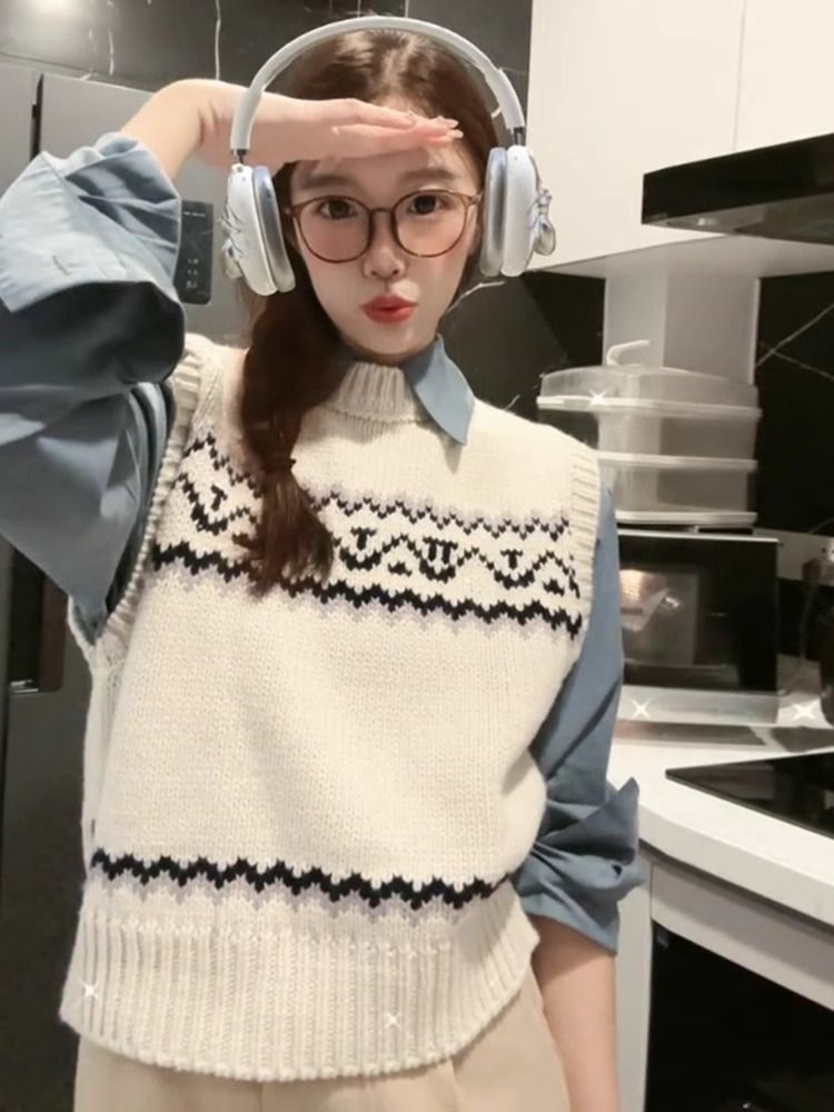 Striped sweater, vest, women's autumn outerwear, layered design, versatile, loose and age reducing knitted top_voghion.com