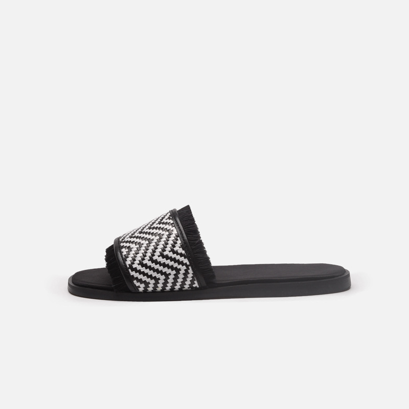 Women's Boho Tassel Slide Sandals (Flat Beach Flip Flops - Woven Straps With Fringe Details, Minimalist Style For Summer & Vacation)_voghion.com