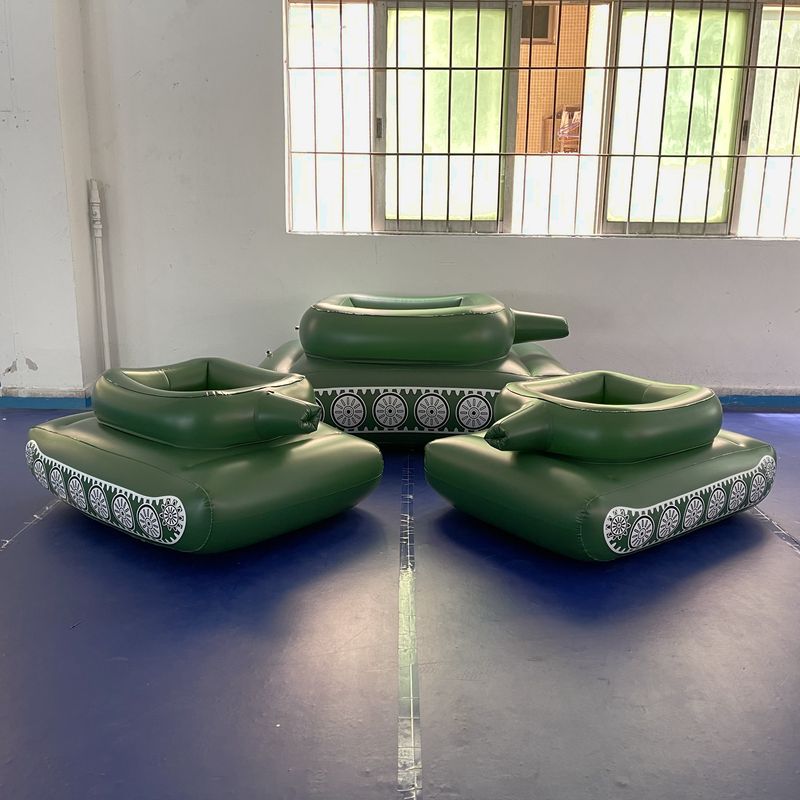 Heiß verkaufter Sprühschwimmer für Erwachsene und Kinder, Panzer-Schwimmring, Party-Wasserpistolen-Kampfspiel_voghion.com