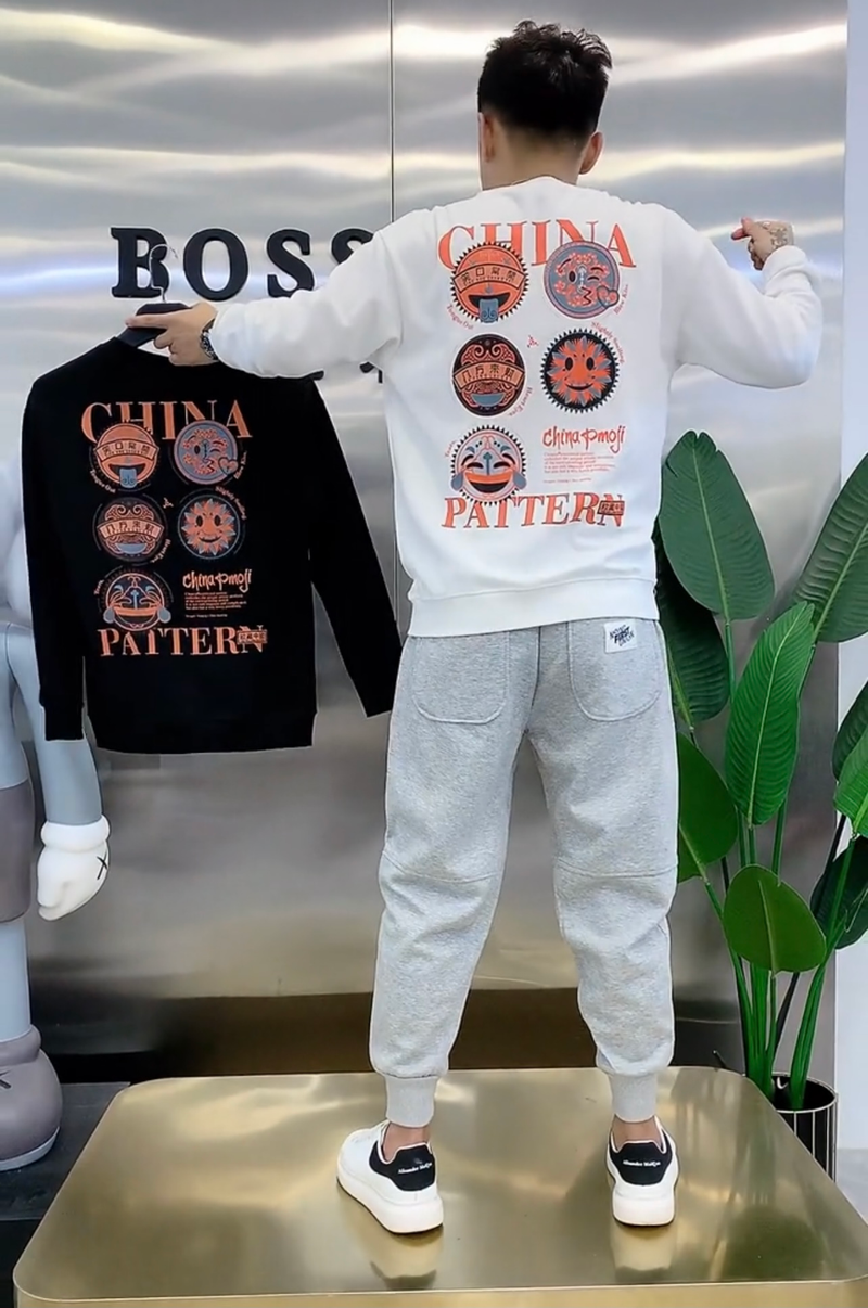 Männer in Guards 2022 Herbst Neue Smiley Gesicht Langarm Mode Lose Pullover Mantel Kwai Net Rot Rundhals Kleidung_voghion.com