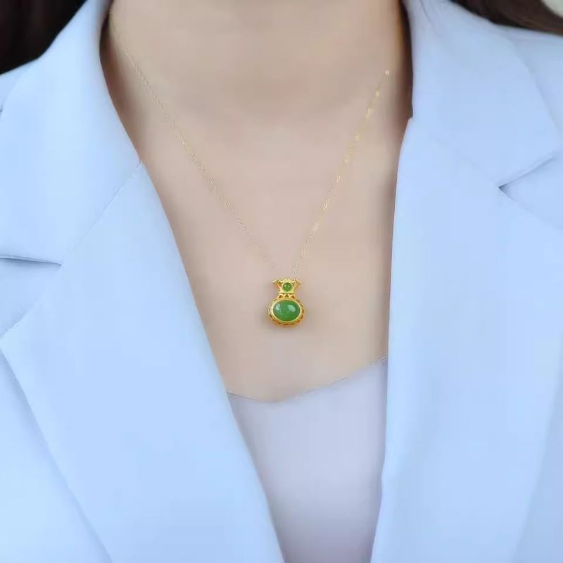 Hochwertige, vielseitige, elegante Halskette mit Geldbeutel aus künstlicher weißer Jade und Jaspis, Fischkorb-Anhänger, High-End-Licht_voghion.com