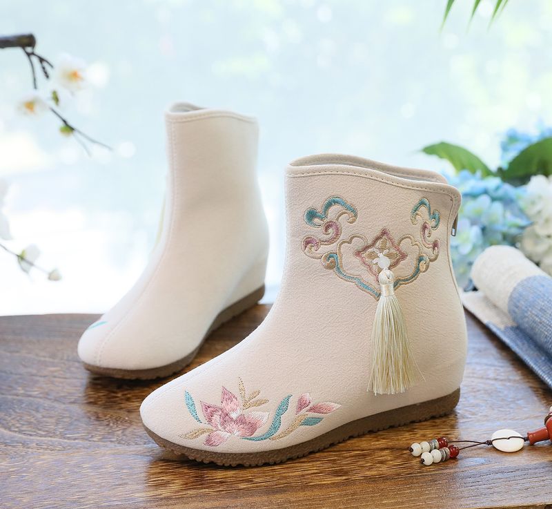 Stivali bassi, nappe ricamate, scarpe di stoffa abbinate a scarpe invernali imbottite e morbide in cotone Hanfu da donna, tacchi alti_voghion.com