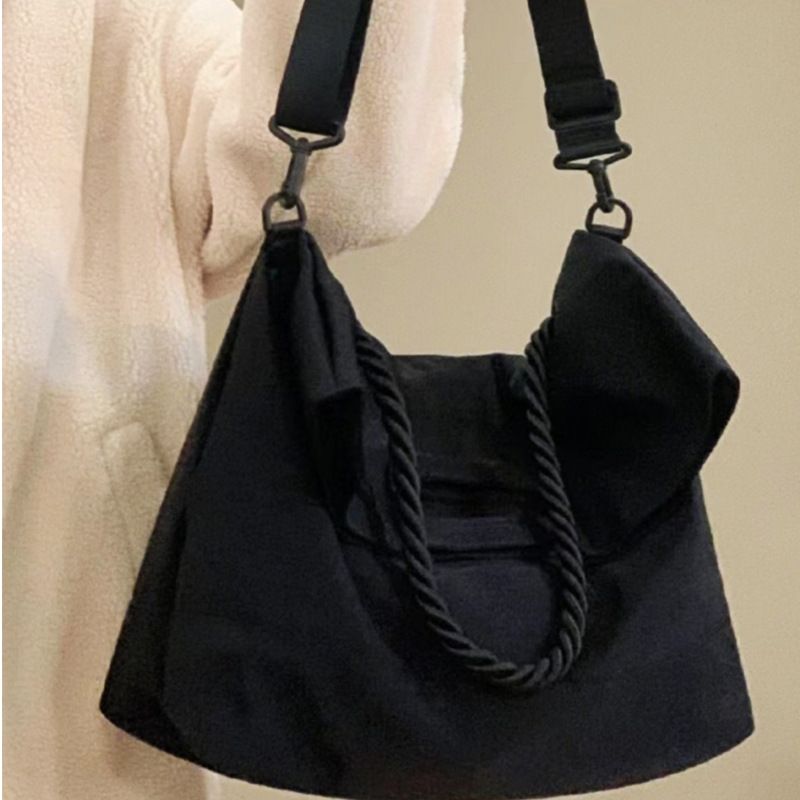 Borsa a tracolla nera con tracolla larga, nuova moda 2025, per studentesse, borsa da viaggio versatile di alta qualità_voghion.com