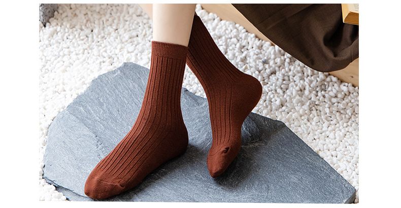 Herfst- en wintersokken voor dames, wollen sokken, studenten, warme mid-tube sokken voor dames, koudebestendige zachte Japanse mid-tube verdikte wollen sokken_voghion.com