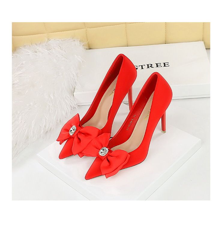 18249-H33 Korean Fashion Banquet Thin Heels, Shallow Mouth, Pointed Water Diamond Bow, High Heel Single Shoes For Women_voghion.com