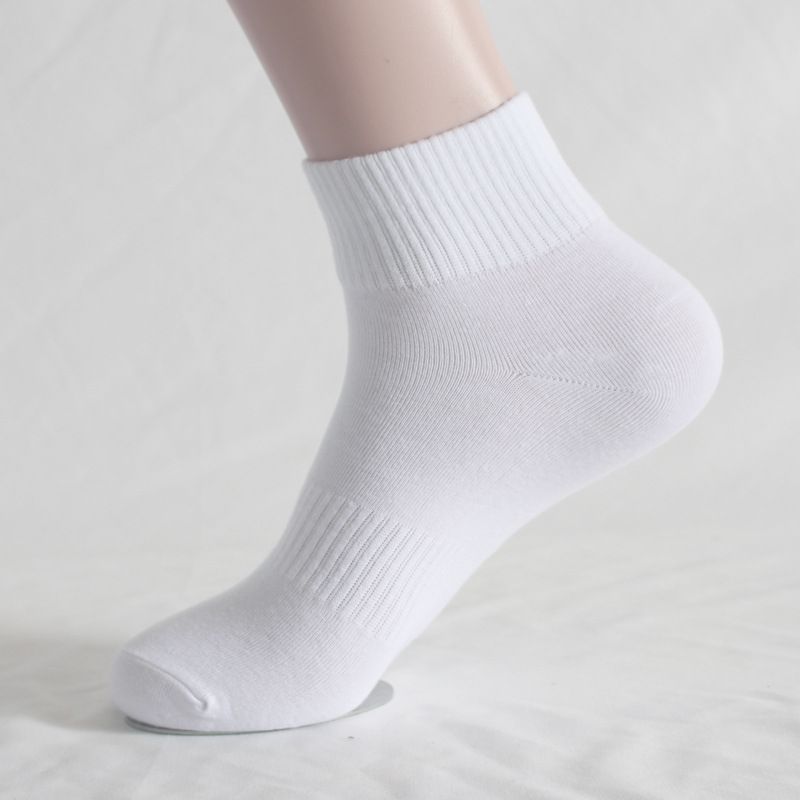 Chaussettes de sport prêtes à l'emploi Chaussettes hautes pour femmes Chaussettes basses de course à pied et de randonnée Chaussettes courtes en coton absorbant l'humidité pour femmes_voghion.com
