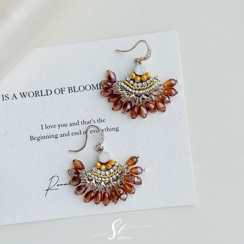 Design Elegant Fan-shaped Crystal Tassel Earrings Handmade Bohemian Hooks High-end Ethnic Style Ear Jewelry_voghion.com