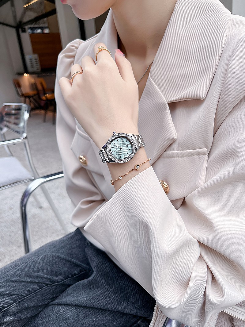 Cintura in acciaio nuova Scottie con diamanti quadrati intarsiati cintura britannica da donna orologio trasmissione in diretta lo stesso transfrontaliero_voghion.com