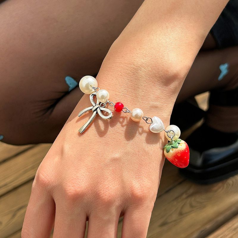 Bracelet nœud fraise doux tempérament polyvalent perle artificielle bijoux de vacances_voghion.com