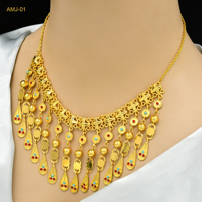 Collana con pendente in zircone da sposa placcato oro Dubai Xinjiang, produttore di collane di gioielli da donna di vendita calda transfrontaliera all'ingrosso_voghion.com