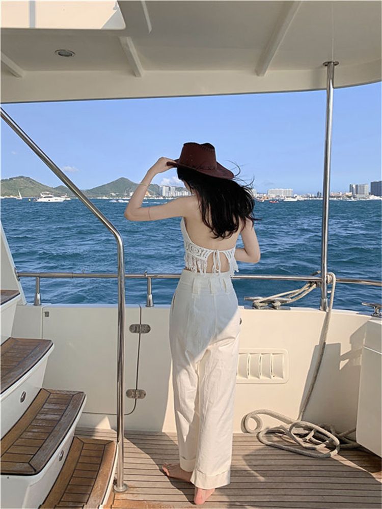 Halter neck small vest sling inner wear with exposed shoulder straps and chest pads backless hollow tube top embroidered vest women's summer short top_voghion.com