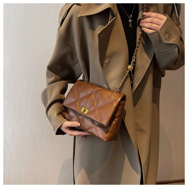 Black Bag For Women 2023 New Fashion And Advanced Sense One Shoulder Small Square Bag, Fashionable And Versatile Chain_voghion.com