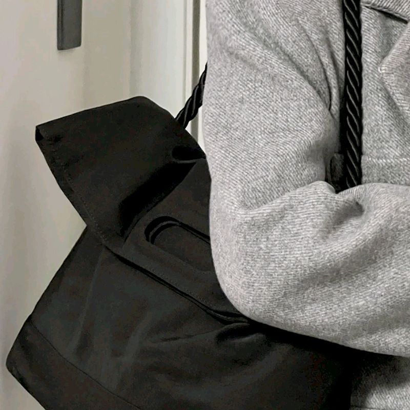 Borsa a tracolla nera con tracolla larga, nuova moda 2025, per studentesse, borsa da viaggio versatile di alta qualità_voghion.com
