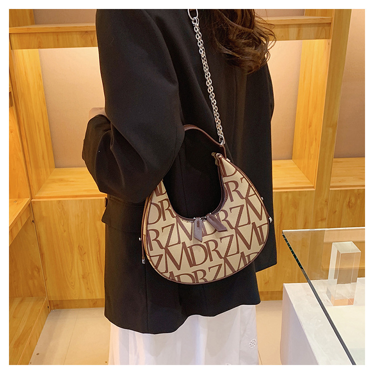 Schulter Tasche 2023 Neue Mode Druck Persönlichkeit Internet Celebrity Damen Unterarm Tasche Textur Kette Diagonal Tasche Beste Verkauf_voghion.com