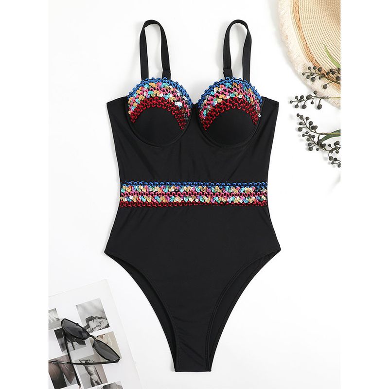 2025 New European And American Bikini Push-up Shoulder Sexy Strapless Waist Backless Swimsuit_voghion.com