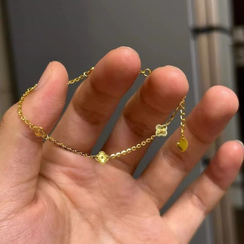 Guldfärgad fyrklöver Three Wer armband är utsökt litet, lätt, nischtemperament, personlighet, mångsidigt_voghion.com