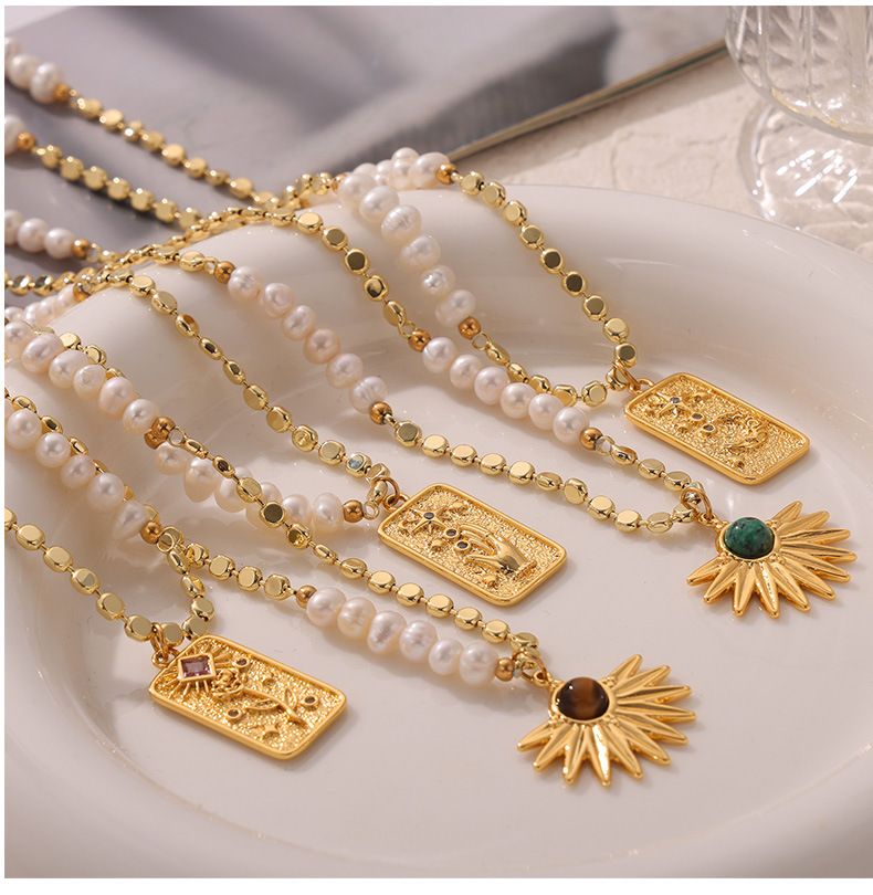 Einfacher und personalisierter Süßwasserperlen-Patchwork-Quadratschmuck mit geometrischem Textur-Inlay-Design-Anhänger aus Kupfer_voghion.com