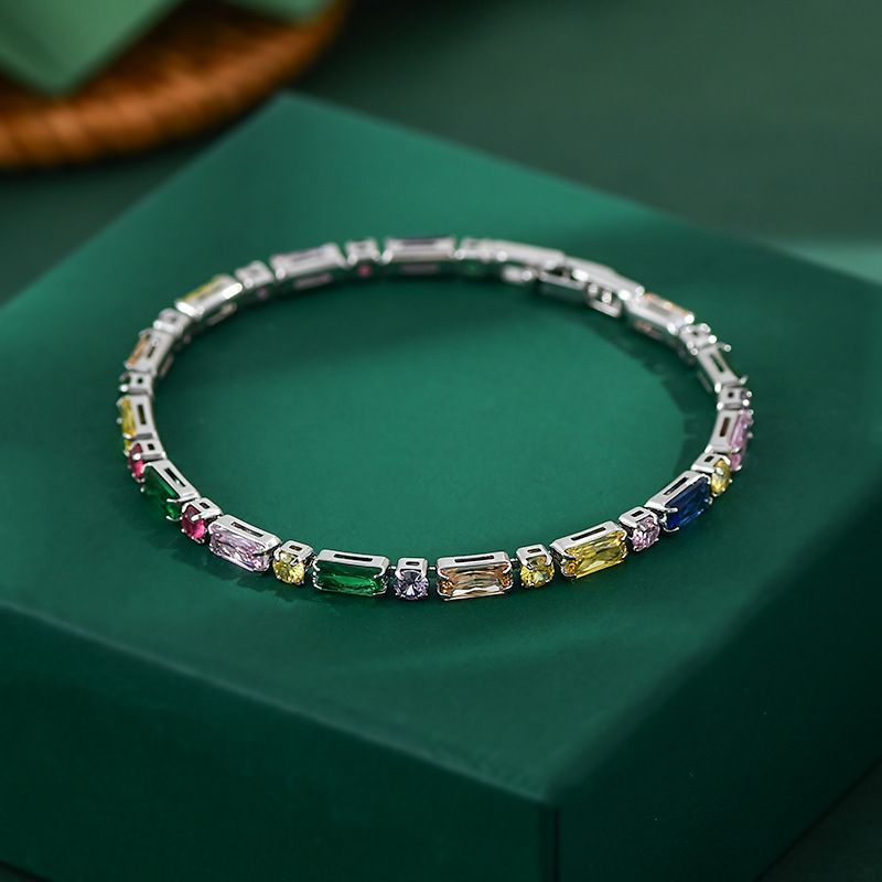 Damsmycken Mikroinläggningar Färgad Zirkon Klokedja Nisch Design Kedja Armband Kvinnligt Mode All Match Handsmycken_voghion.com