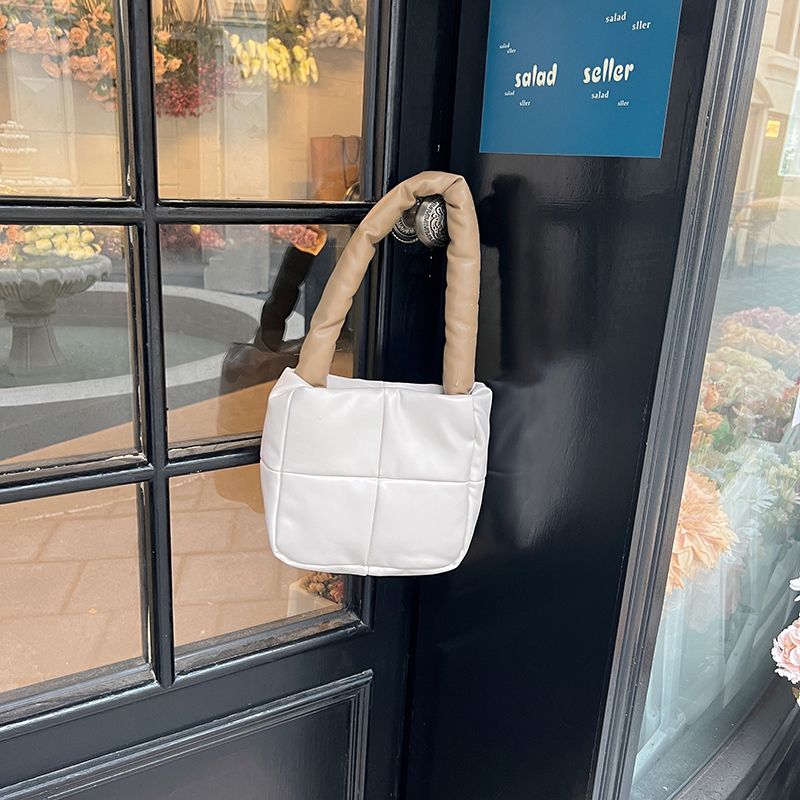 2024 Frühjahr Neue Klebrige Ling Grid Gefüllte Baumwolle Handheld Weiche Leder Kariert Damen Kleine und Beliebte Design_voghion.com