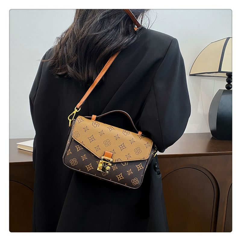 Modetryckt 2023 Nytt mode koreansk stil Enkelaxel Crossbody Handhållen liten fyrkantig väska för kvinnor_voghion.com