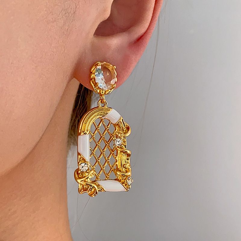 Premia i clienti nuovi e vecchi con la collezione di gioielli di nicchia, collane di alta gamma, orecchini eleganti e alla moda per le donne._voghion.com