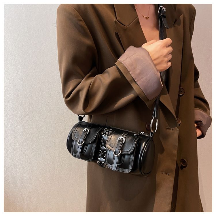 Nei Spicy Girl Ënneraarm fir Pendelen, Héichqualitativ Crossbody-Tasch, Franséisch Stécktasch mat Riemen, eenzeg Schëller, zylindresch_voghion.com