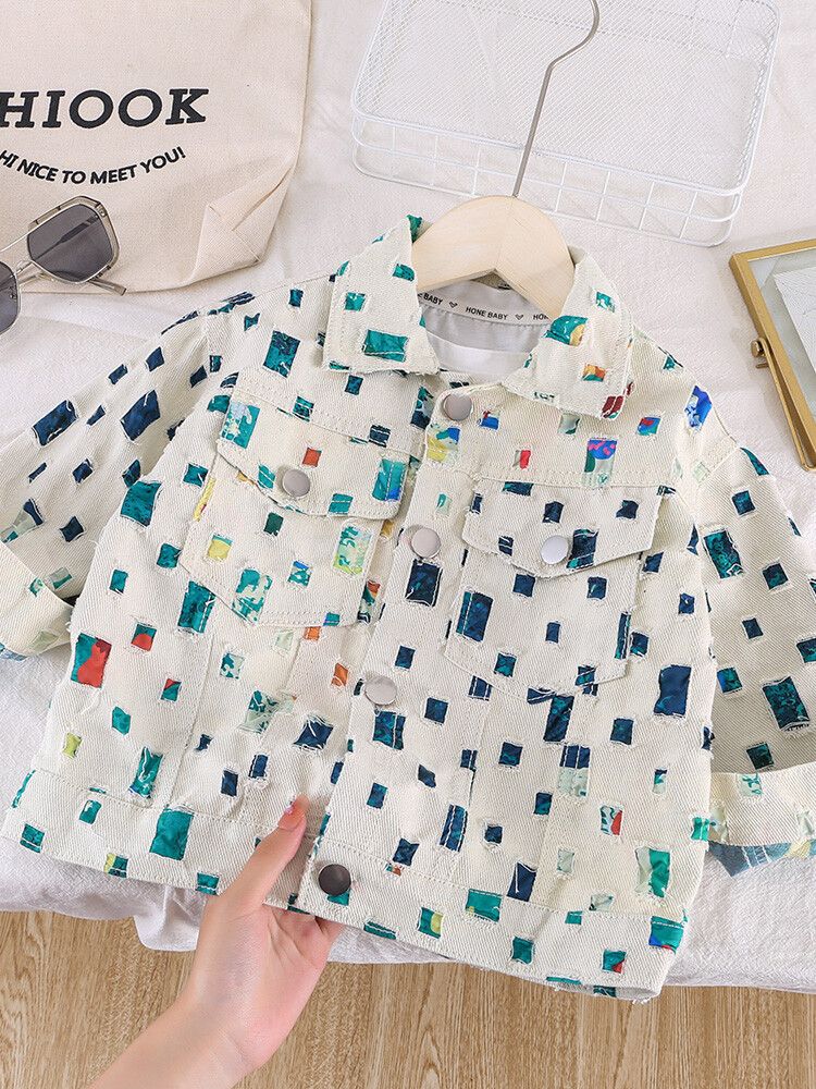 Giacca elegante e raffinata con fondo colorato ritagliato per mamma e bambini_voghion.com