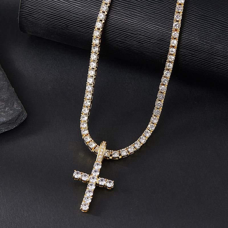 Collana con croce in zircone, versatile, di alta qualità e resistente alla luce, per donna_voghion.com
