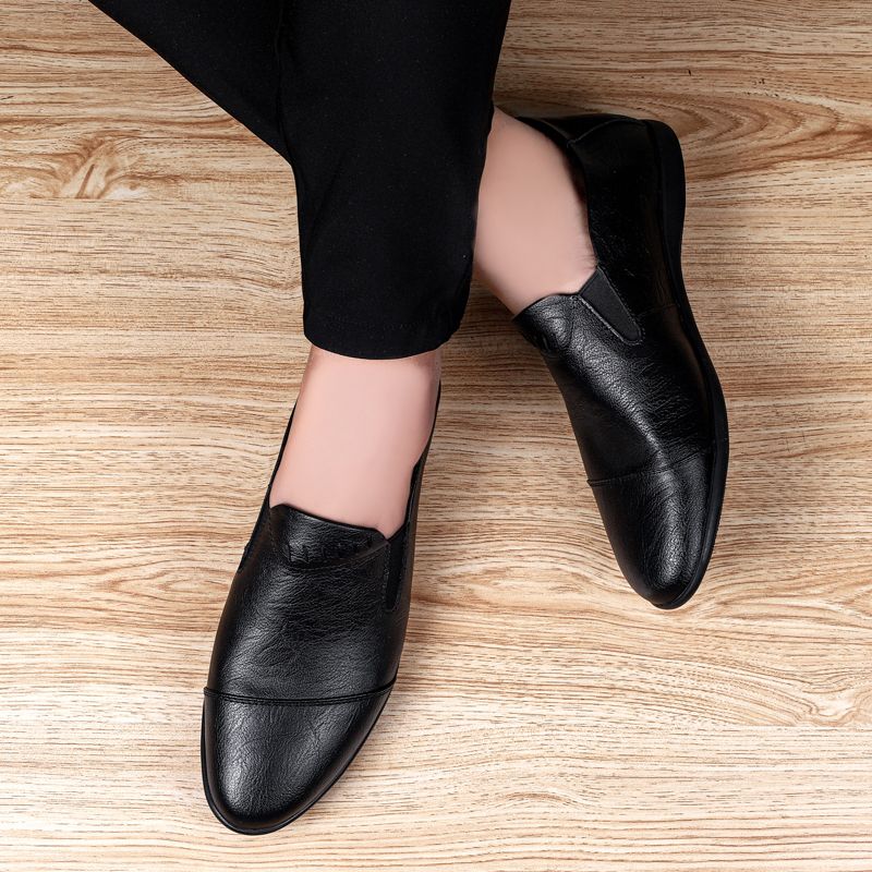 Echtes Leder Herrenmode-Design Casual Men Loafers Weiche atmungsaktive Fahrschuhe Slip-on Mokassin_voghion.com